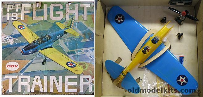 Cox PT-19 Flight Trainer Gas Powered , 5700 plastic model kit